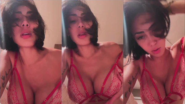 Amanda Albuquerque, a morena de curvas sensacionais, tá se exibindo com tudo!