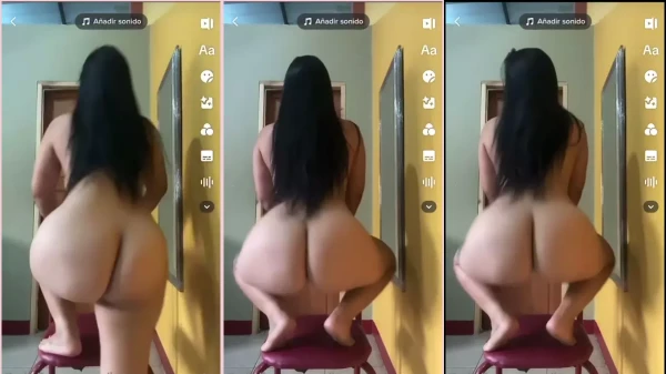Krystel Pamela, irresistível com seus peitão enormes no gingado