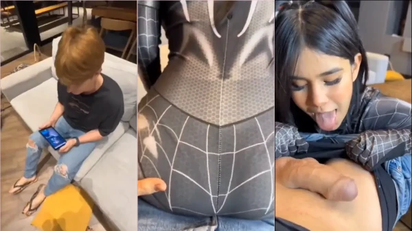 Michelle Rabbit puxou o membro do novinho pra fora e começou a dar uma chupada