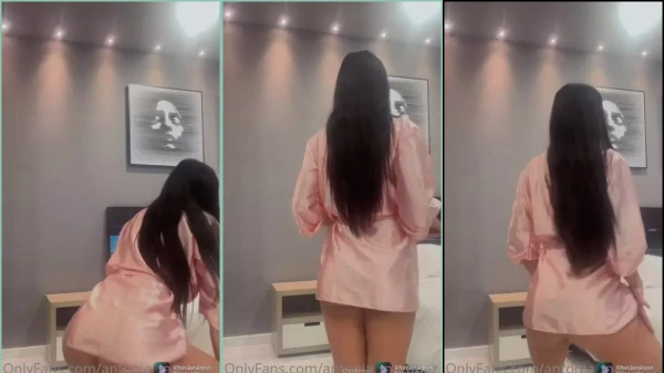 Antonia Martinez, uma musa voluptuosa no mundinho do pornô