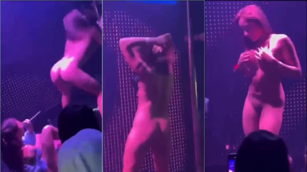 Mc Pipokinha fazendo seu show de roupa nenhuma no palco!