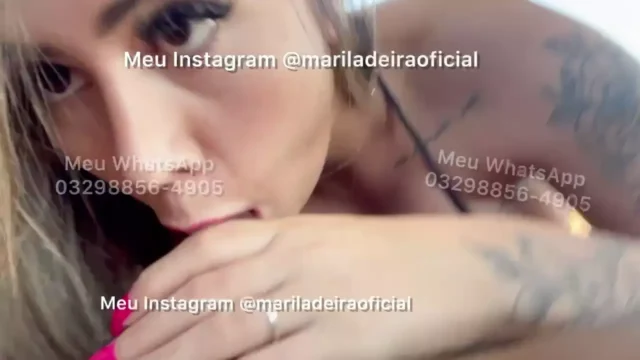 Mari Ladeira se entregando de vez ao prazer de se deliciar com a rola dura