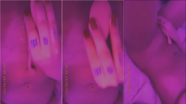 Vídeo quente da Jade Adalie, a famosa com silicone